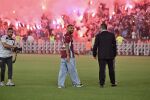 Частни имоти, луксозни вили и суперколи: Какво включва договорът на Салах