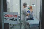 Ваксинацията срещу COVID-19 у нас ще започне вероятно в първите дни на 2021 г.