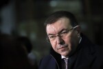 Ангелов: Новият щам се предава по-бързо и се влияе от ваксината