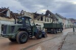 Постепенно отслабват вторичните трусове след унищожителното земетресение в Хърватия