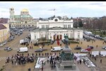 Протест срещу ваксините посрещна депутатите (ВИДЕО)