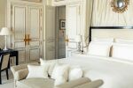 Колко струва да спиш в хотелския апартамент, в който е живяла Коко Шанел?