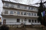 17-годишно момче от социален комплекс в Роман падна от третия етаж