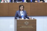 Остри реплики между БСП и ГЕРБ за съдържанието на учебниците 