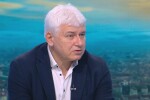 Проф. Киров: Води се политическа война между институциите в България