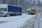 Обстановката в Северозапада: Пътищата се почистват, но няма ток повече от 10 часа