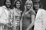 След близо четири деситилетия: ABBA отново заедно 