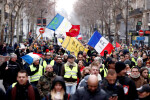 Над 150 са задържани на митинга на „жълтите жилетки” в Париж