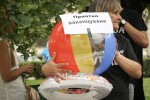 Майки на деца с увреждания подаряват пояси на депутатите