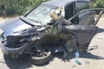 Тежък удар между камион и кола край Аркутино, ранени са мъж и децата му