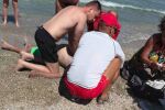 „За докторите няма почивка“: Лекар в командировка помогна на пострадали туристи в Поморие