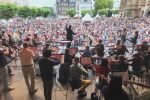 Музикален рекорд: 1353 музиканти свириха 