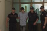 Домашен арест за 19-годишния шофьор, помел трима души в заведение в Разград