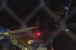 Сблъсък между два пътнически самолета на международното летище Чарлстън (ВИДЕО)