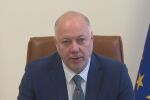 Премиерът за пожарите: Самолетите от Швеция ще останат през целия август в България
