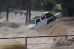 Един джип на пътя на водата (ВИДЕО)