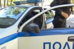 Полицията задържа 30 души при операция срещу незаконната миграция