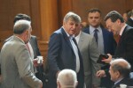 Депутатът от БСП Манол Генов е с обвинение за купуване на гласове