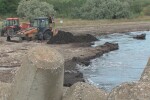 Проверяват плаж до „Сарафово“ заради купчини с гниещи водорасли