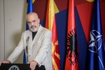 Рама към Заев: Надявам, че няма да поискат да се наречете Западна България