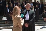 Адвокати в черни тоги излязоха на протест пред Съдебната палата в Пловдив