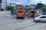 Два трамвая се сблъскаха в София в района на Централна гара (СНИМКИ)