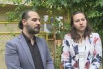 След като дете отрязва косата си почти до скалпа, родителите му разбират, че става нещо в детската градина