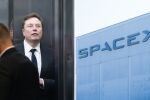 SpaceX струва 1,75 трилиона долара: Какво всъщност означава това?