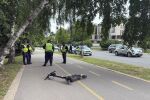 Две момичета са със сериозни наранявания след падане от тротинетка в София