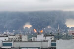 Русия: Украйна ни атакува с дронове, удариха петролна рафинерия
