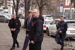 Боби Михайлов с охрана и от задния вход