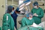 Роботизирана ръка помогна при четири операции със слухов имплант в ИСУЛ