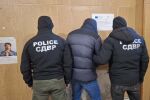 Акция на СДВР: Задържаха мъж, продавал незаконни анаболни стероиди, лекарства и добавки (СНИМКИ, ВИДЕО)