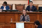 Преразпределението на местата в парламентарни комисии скара депутатите 