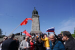 Отново напрежение пред Паметника на съветската армия (СНИМКИ и ВИДЕО)