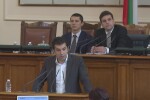 ДПС vs Петков: От договори по европроекти без одобрение на ЕК до Пеевски