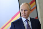  Владимир Путин хвърли вината за войната в Украйна върху България и Румъния
