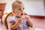 Силата на логиката, бебетата учат думи без визуални стимули