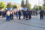 Изходът на транспортната криза в София остава неясен: Властта се организира да извозва учениците