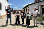 Български ученици дариха средства на петима пострадали от трагедията в Кочани