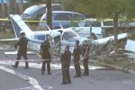 Малък самолет се разби в Сан Диего, подпалвайки къщи и коли
