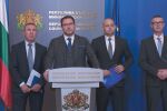 Даниел Митов: Практиката МВР да купува икони е въведена от кабинета „Петков“