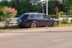 Пиян шофьор се заби в ограждения в Русе, дрегерът отчете 3,40 промила (СНИМКИ)