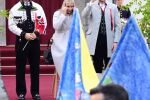 С кислород през носа и осигурен стол: Норвежката принцеса Мете-Марит трудно стои права