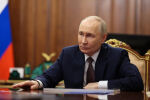 Владимир Путин опрощава дълговете на новите руски войници, които се бият срещу Украйна