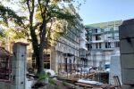 Трима души са задържани за незаконното строителство в местността 