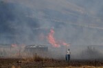 Високи температури и силни ветрове подклаждат горските пожари в Австралия