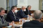 Предлагат почти пълно затваряне на държавата от петък