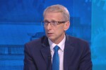 Денков: Паралелки ще се карантинират само след втори положителен медицински тест на дете