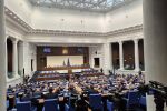 Трети опит за избор на председател на парламента, част от партиите пак предлагат вече отхвърлените кандидати